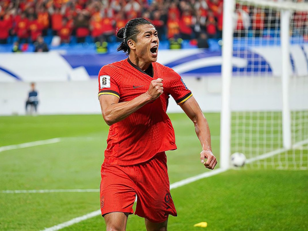 日本队观众热烈欢呼!,Karsa迎来七赛季出色发挥全场沸腾不已 日本队观众热烈欢呼!,Karsa迎来七赛季出色发挥全场沸腾不已